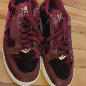 Adidas crushed velvet unisex shoes